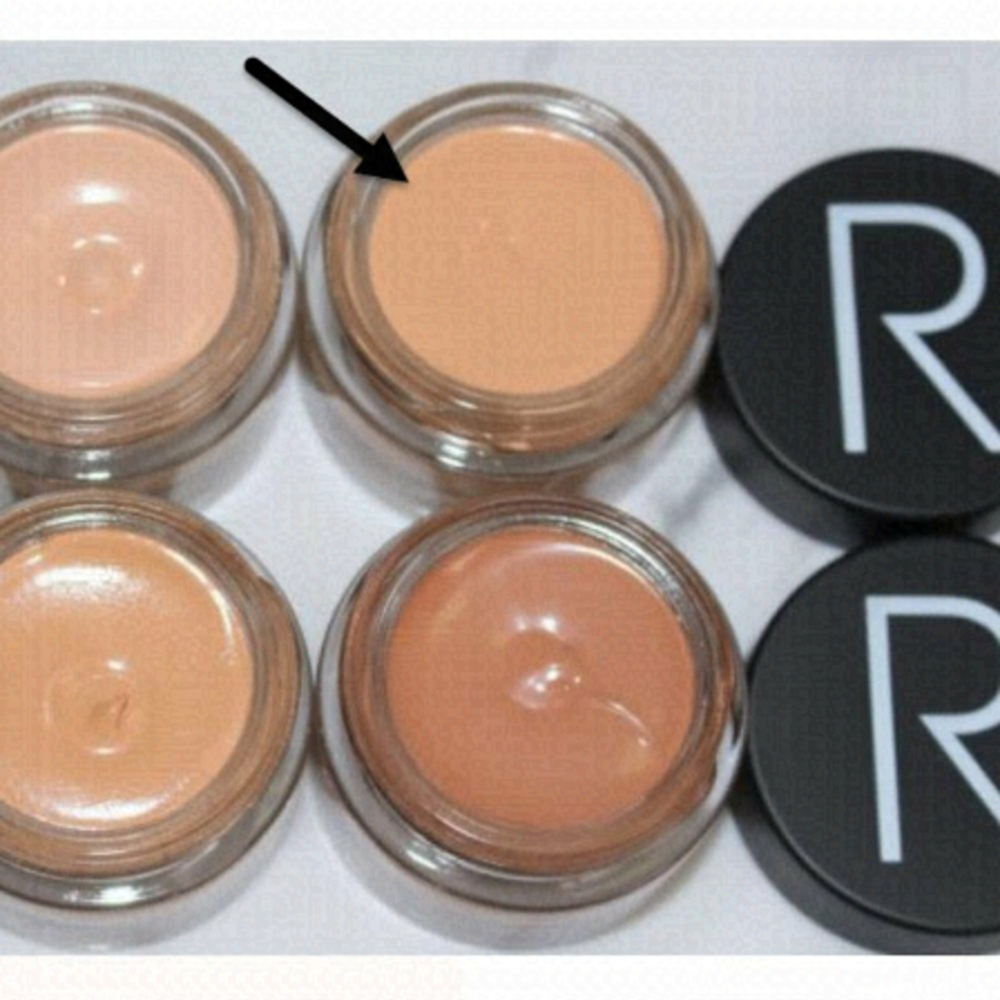 RODIAL 02 Airbrush make-up Heavy-Duty Foundation​​